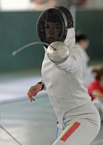 Foiled in Beijing, Romania fencer goes for gold