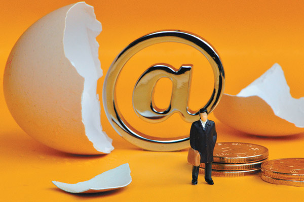 CreditEase, US firm team up