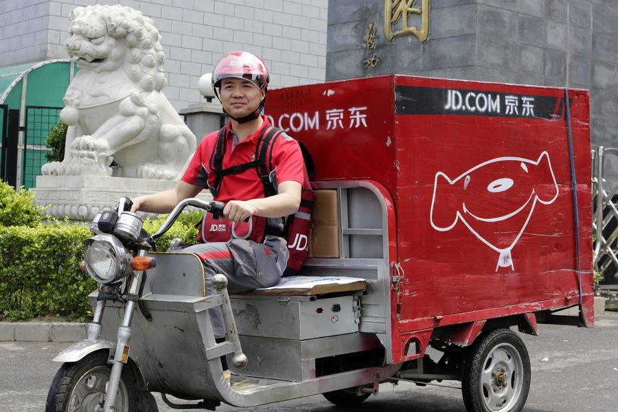 E-commerce giant's CEO on delivery mission