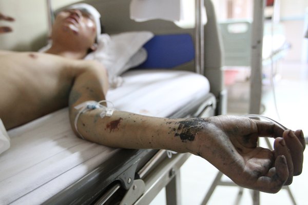 8 dead, 10 injured in E China road crash
