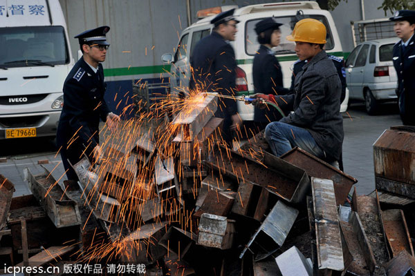 Beijing destroys 500 barbecues to tame pollution