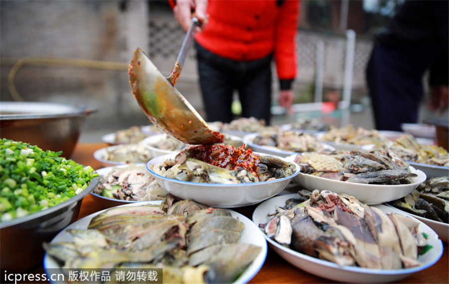 Laba Festival dinner party in SW China
