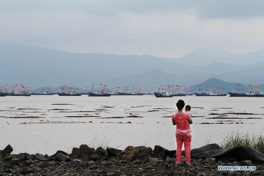 Fishing boats start operation in E China's Zhejiang