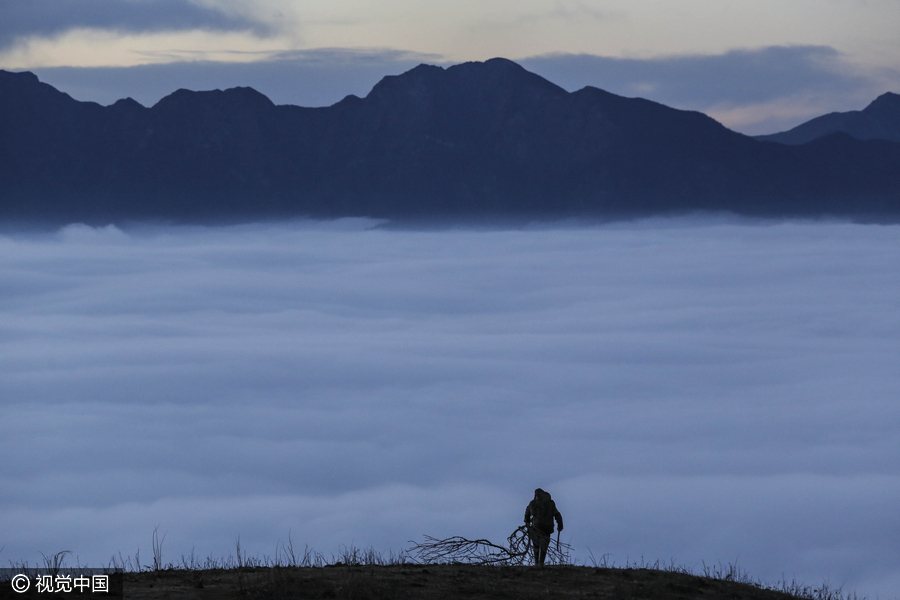 The hard and worthwhile life of anti-poaching patrol team in SW China