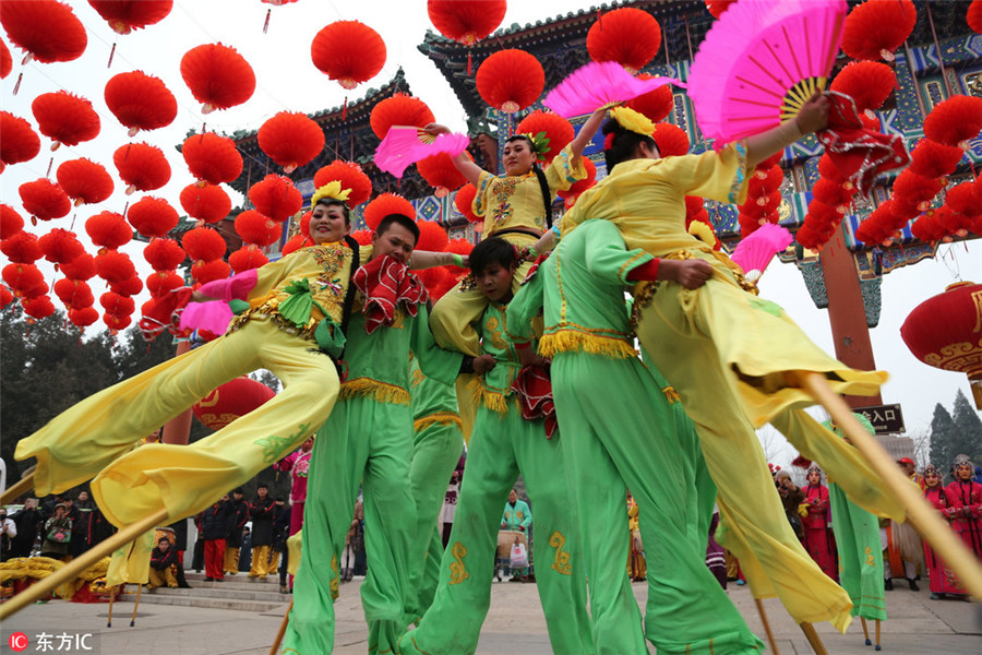 Temple fairs held across China to mark Spring Festival