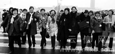 中国29名女副省长成长轨迹:13人未成年就工作