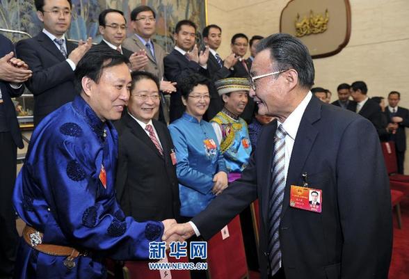 吴邦国参加青海代表团审议
