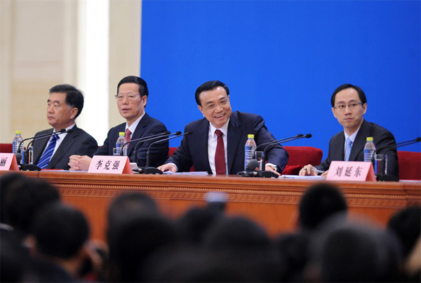 李克强:不能以牺牲环境来换取人民并不满意的增长