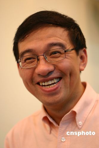 王志挂职丽江赢好口碑 为贫困县拉7000万元项目