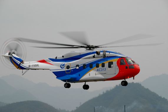 中国首架大型民用直升机AC313首飞成功(组图)