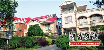 湖南现官员豪宅街 县人大副主任豪宅价值500万(图)