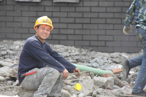 影像特写：福建援建彭州施工者表情