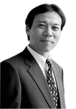 唐骏出示博士证书回应学历造假 方舟子继续质疑