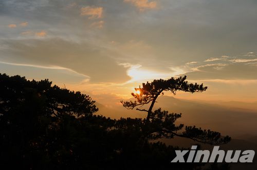 景色秀丽的大别山