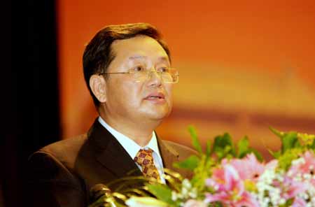 境内外豫商精英云集开封 谋求共赢发展