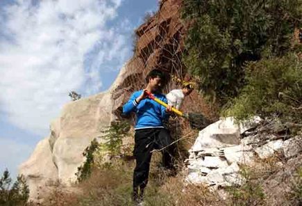 要金山银山 更要绿水青山