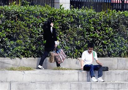 全国经济师考试舞弊案 记者竟4次遭遇同一团伙