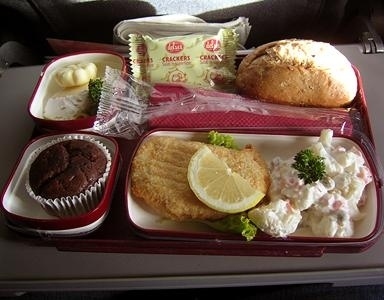 飞机上也有美食！看看各航空公司飞机餐
