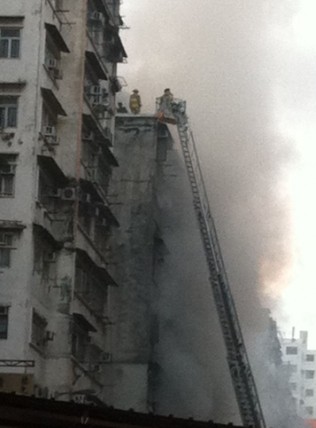 香港旺角花园街大火扑灭 9人死亡30人受伤