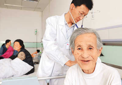 中国人均预期寿命20年增长近5岁 2020年有望达77岁