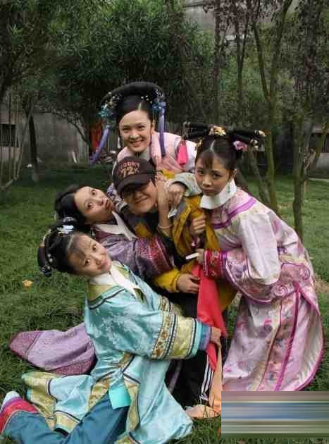 《甄嬛传》幕后爆笑花絮照盘点