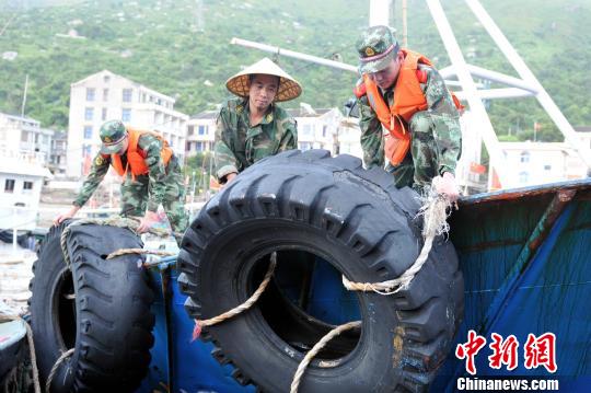 浙边防成立150多个抗台分队 转移民众8000余人