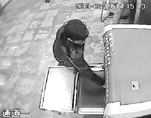 黑手伸向地铁安检机 部分安检程序存防盗漏洞