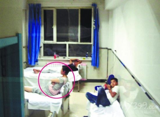 少女送孕妇回家被杀 监控拍下夫妇运尸过程