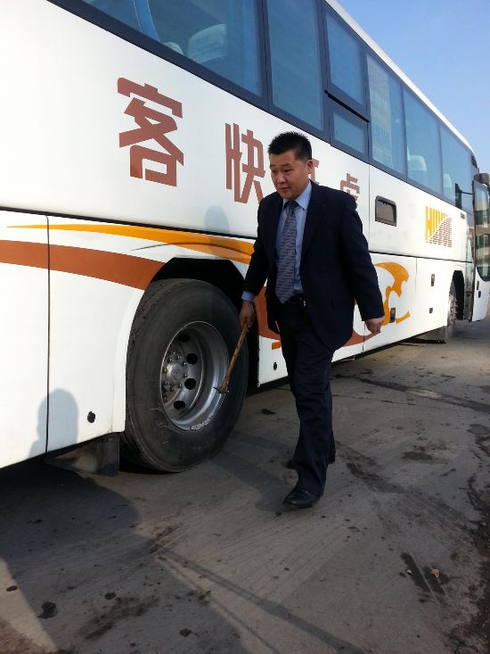 一名普通驾驶员的最大梦想：为乘客安全护航