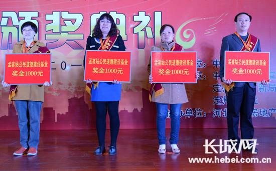 河北医生贾永青顽强敬业故事引发社会强烈反响