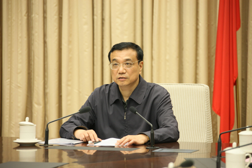 李克强召开关于德惠市特别重大火灾事故视频会议