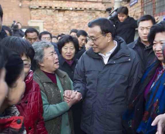李克强：明年一定让大家搬进新楼房！