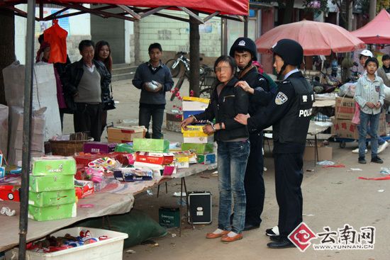 4个月两进看守所 云南罗平警方打掉一乡间妇女扒窃团伙