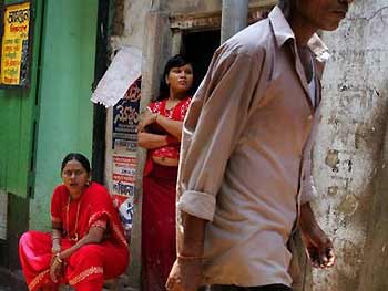 India: Over 7,200 died of AIDS in two decades