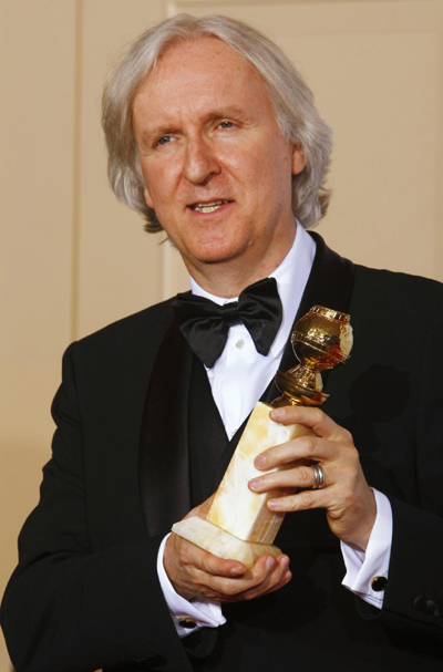 James Cameron pose with his award best motion picture for 