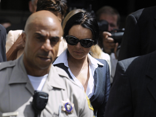 Lohan fitted with alcohol monitoring device