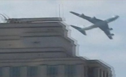 为拍照奥巴马专机纽约超低空飞行 疑9·11再现市民大恐慌