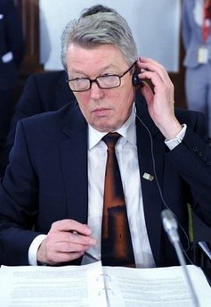 英宣布将恐怖威胁级别由“较严重”提升至“严重”
