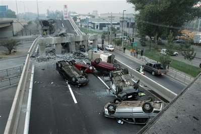 智利南部发生8.8级特大地震 已造成214人死亡