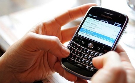 社交网络、黑莓手机为英国“添乱” 骚乱参与者最小仅7岁