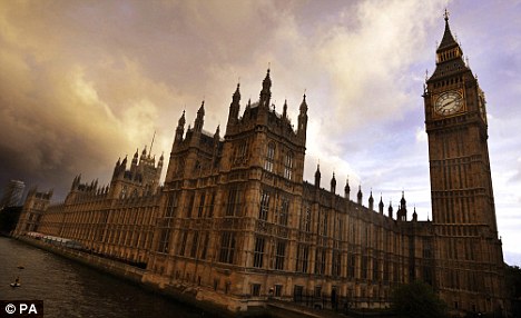 英国上议院如此IT扫盲 要教议员们玩“愤怒的小鸟”