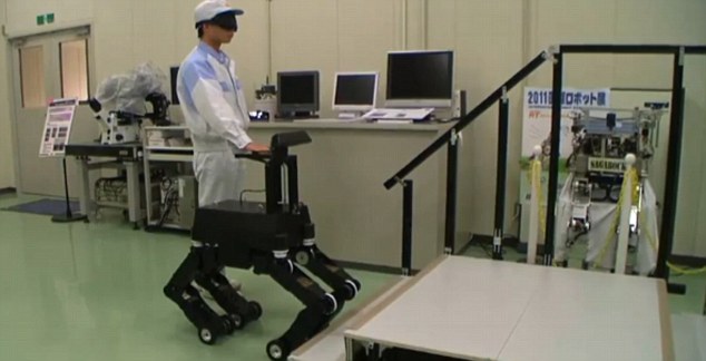 爬楼梯、躲障碍样样行 日本导盲机器狗将惠及万千盲人