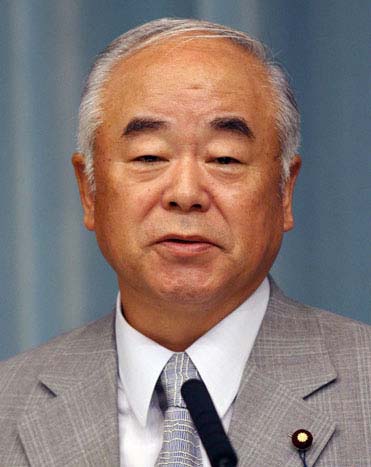 日防卫大臣:美国不要牛哄哄地对日本说话