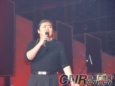 宁波北仑上演“金色的旋律 ”(图)
