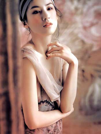 性感妖娆黄圣依