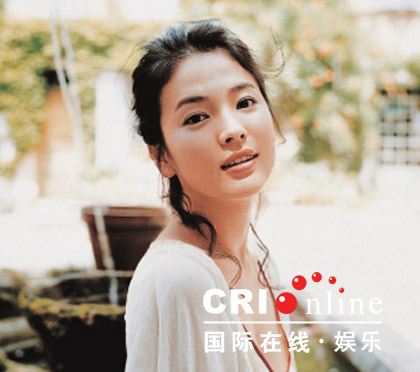宋慧乔意大利街头情妩媚动人(组图)
