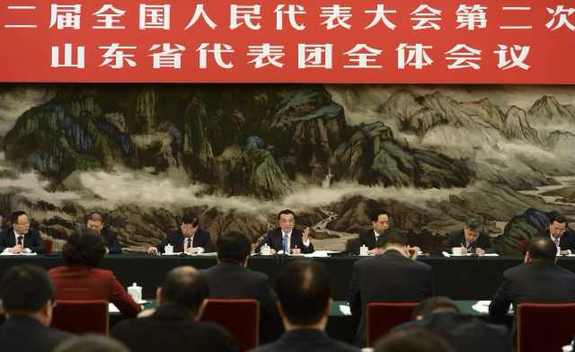 李克强追问“黄标车”：该淘汰的一辆也不能留