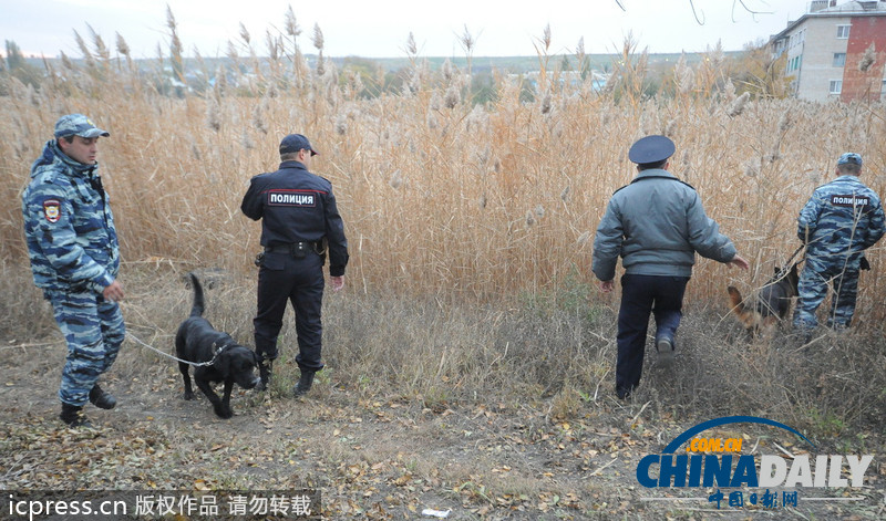 俄罗斯公交车爆炸案致6死30伤 嫌犯系达吉斯坦“女人弹”