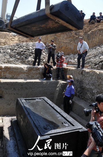 Warring States era tombs excavated in Anhui province