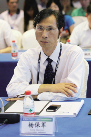 杨保军：善于因地制宜 构建公共交通